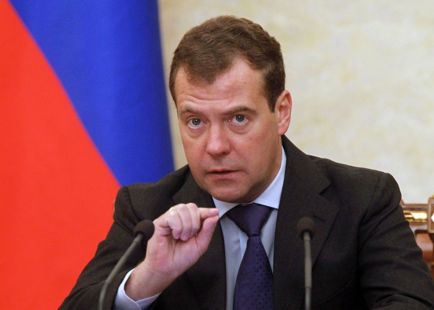 "Bu halda Vaşinqton, London və Parisə nüvə zərbəsi endiriləcək" - Medvedev